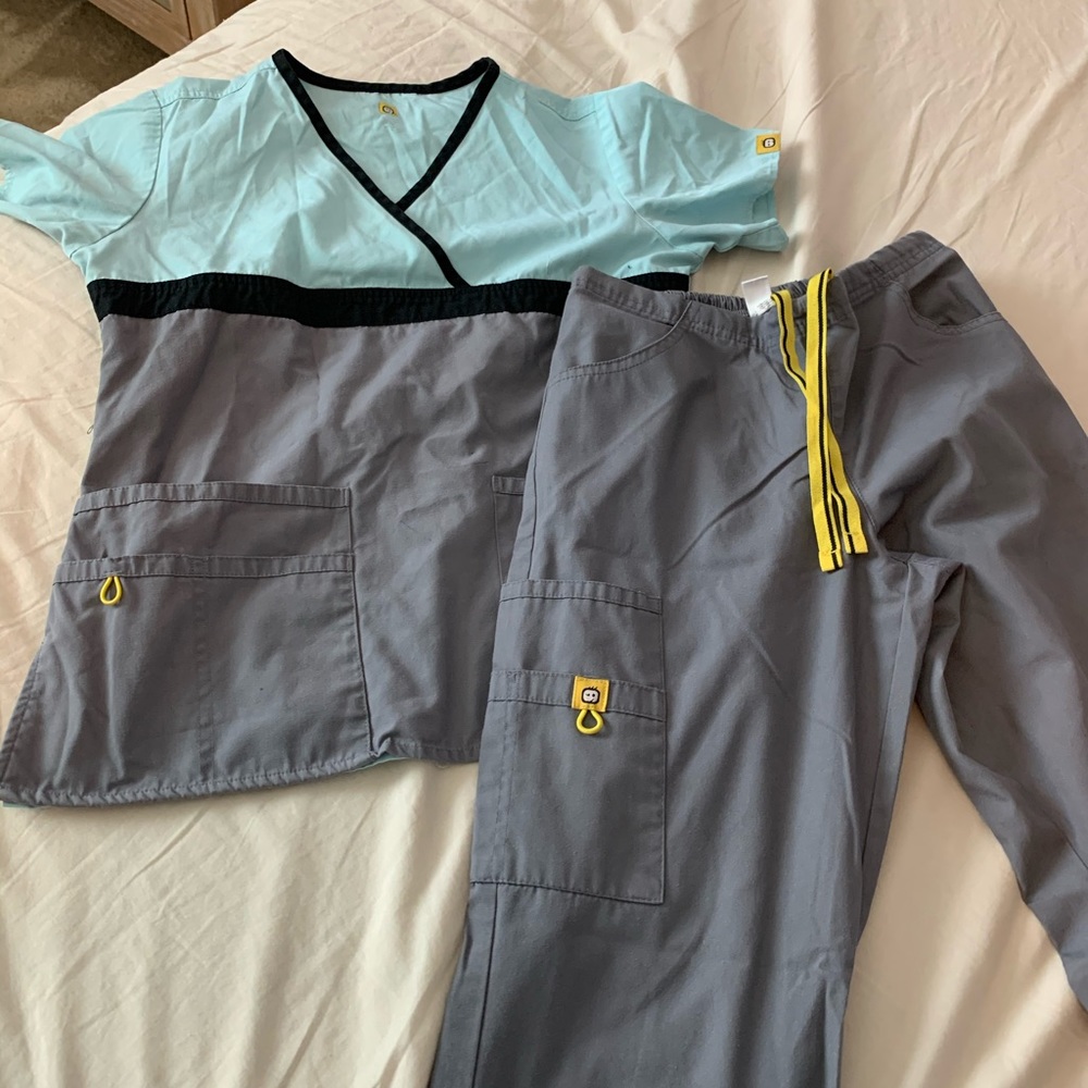 Scrubsuit